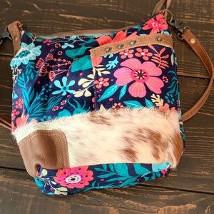 Fun hand bag!
